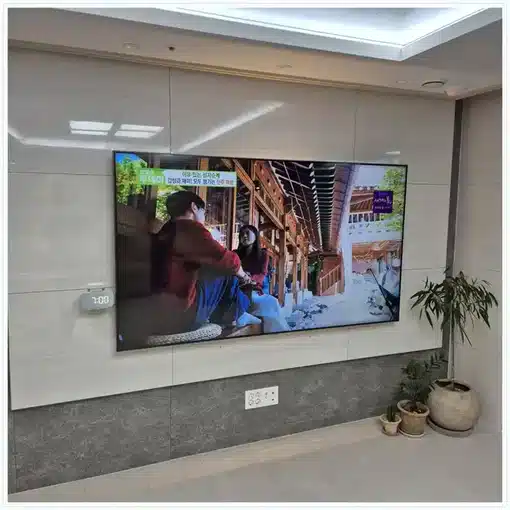벽걸이TV 거실 설치 위치 참고 이미지