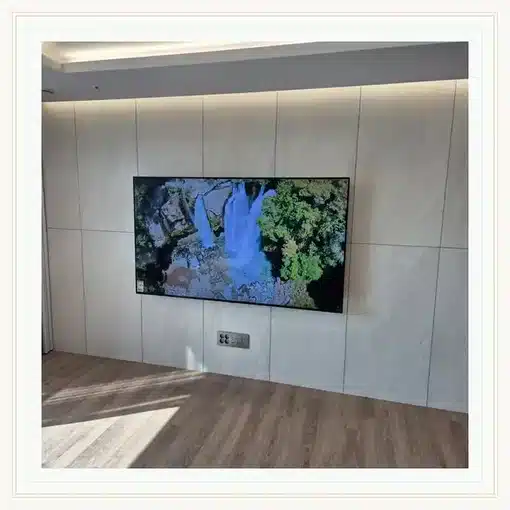 벽걸이TV 거실 설치 위치 참고 이미지