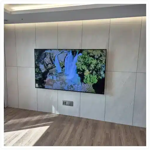 벽걸이TV 거실 설치 위치 참고 이미지