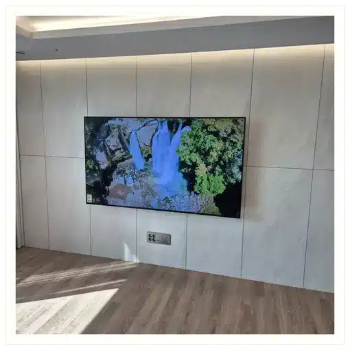 벽걸이TV 거실 설치 위치 참고 이미지