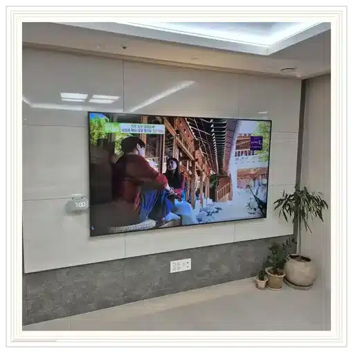 벽걸이TV 거실 설치 위치 참고 이미지