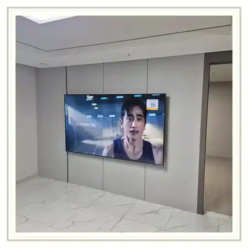 벽걸이TV 거실 설치 위치 참고 이미지
